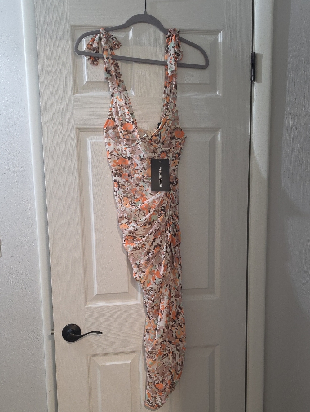 PrettyLittleThing Orange Floral Asymmetrical Ruched Dress